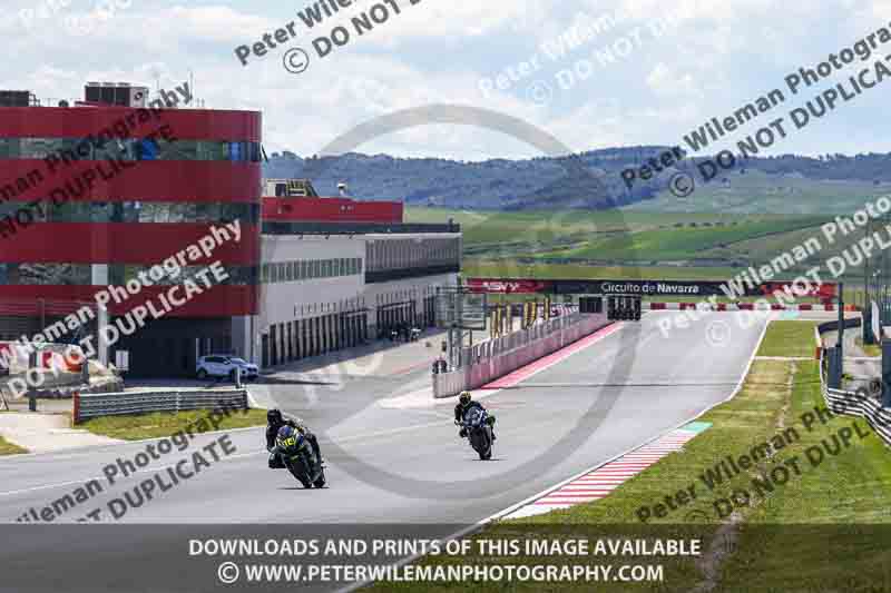cadwell no limits trackday;cadwell park;cadwell park photographs;cadwell trackday photographs;enduro digital images;event digital images;eventdigitalimages;navarra;no limits trackdays;peter wileman photography;racing digital images;trackday digital images;trackday photos